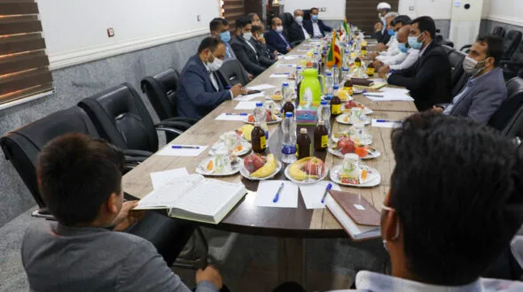 جلسه هم اندیشی و بررسی مشکلات روستا های بخش سیراف با میزبانی بندر شیرینو