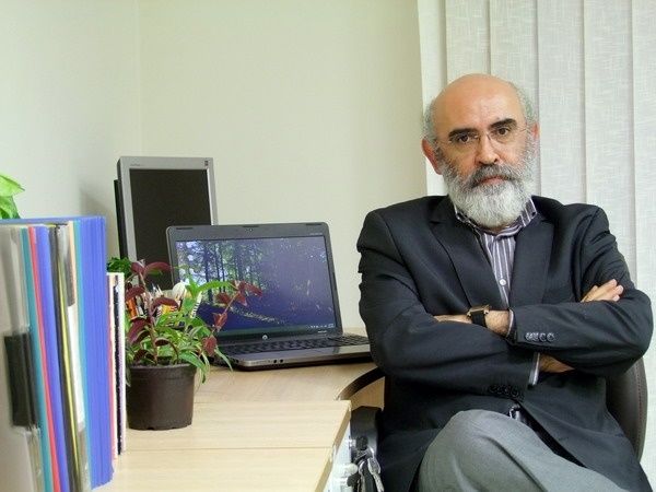یونس شکرخواه؛ پیشگام در رسانههای دیجیتال و روابط عمومی الکترونیک